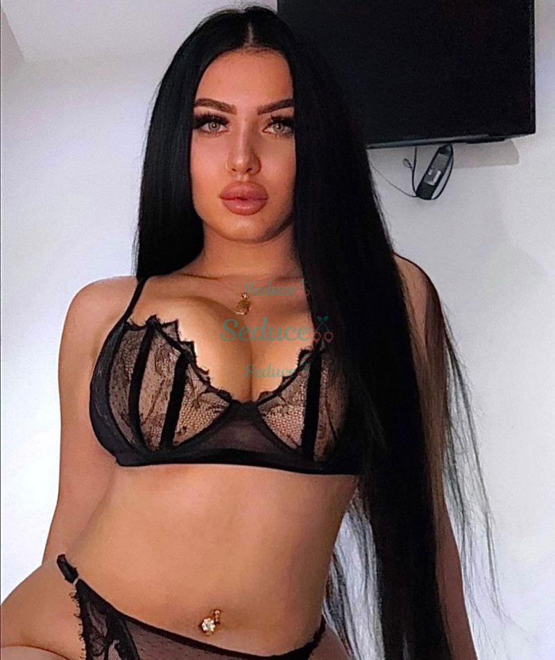 Photo escort girl Marina: the best escort service