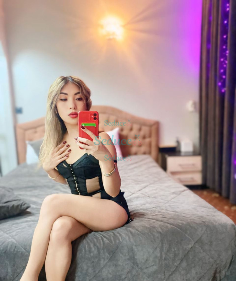 Photo escort girl una: the best escort service