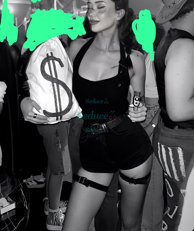 Photo escort girl Funda: the best escort service
