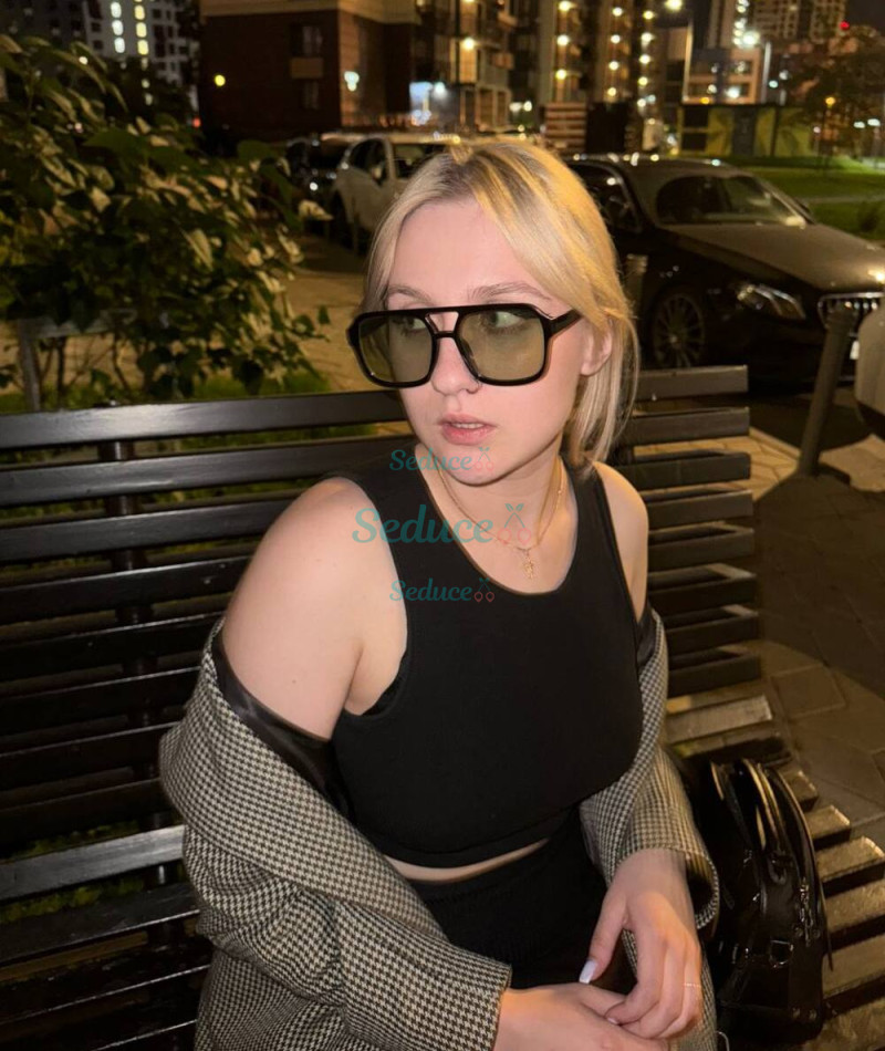 Photo escort girl Alika: the best escort service