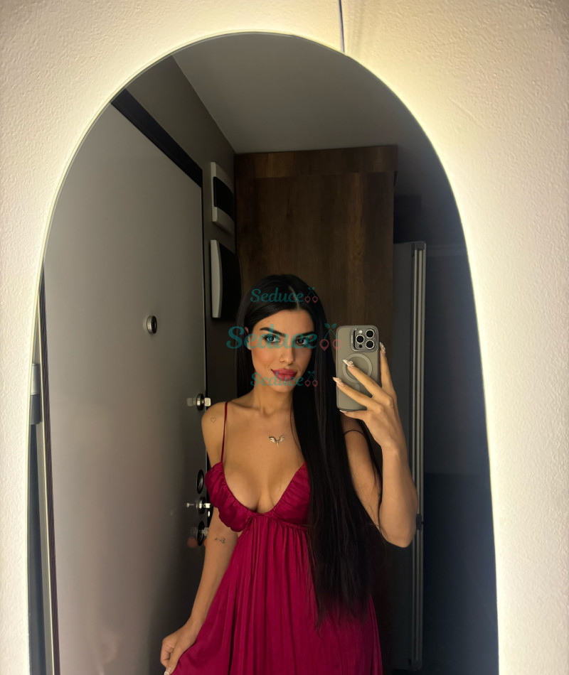 Photo escort girl Defne: the best escort service