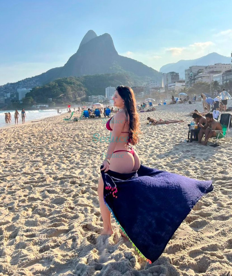 Photo escort girl Derin: the best escort service