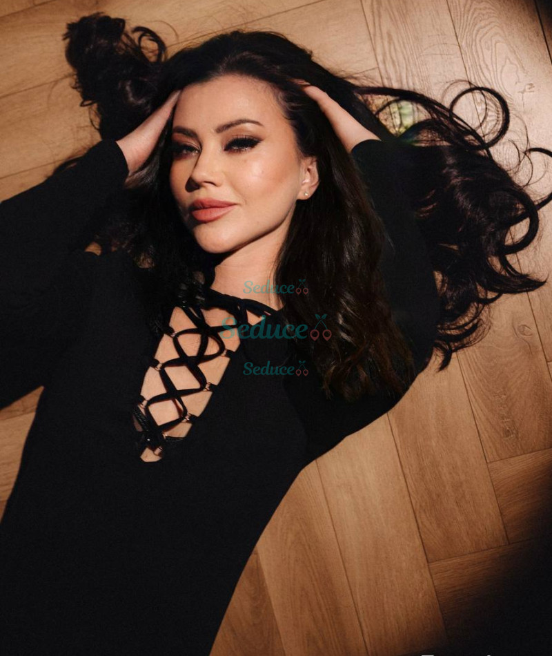 Photo escort girl Arash: the best escort service
