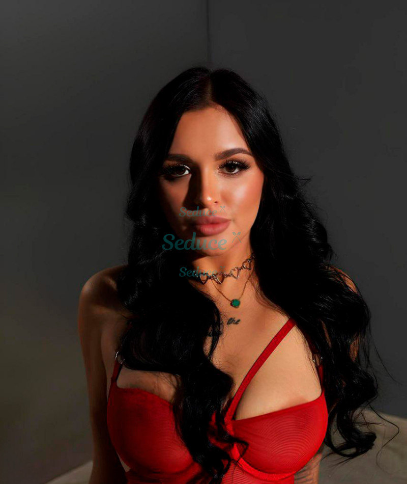 Photo escort girl Alsu: the best escort service