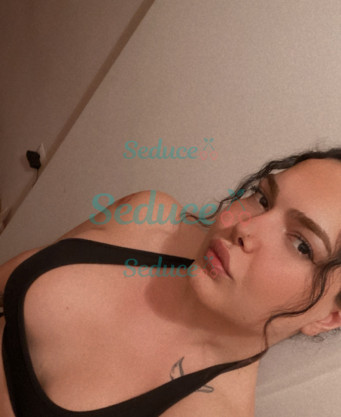 Photo escort girl Mistress Lola: the best escort service