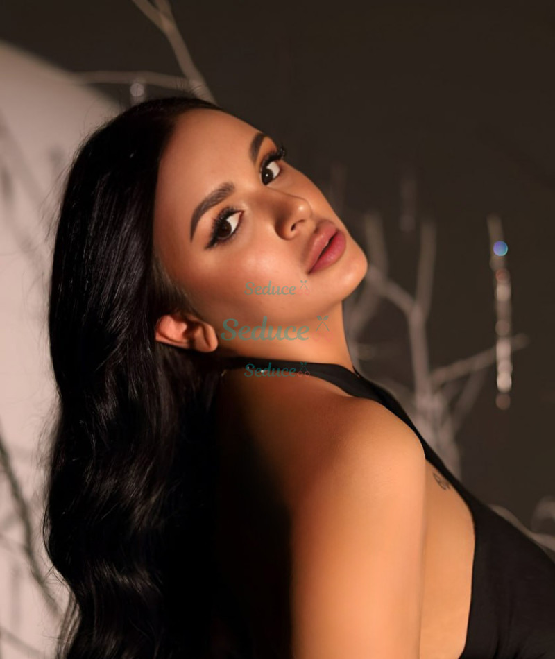 Photo escort girl Siona: the best escort service