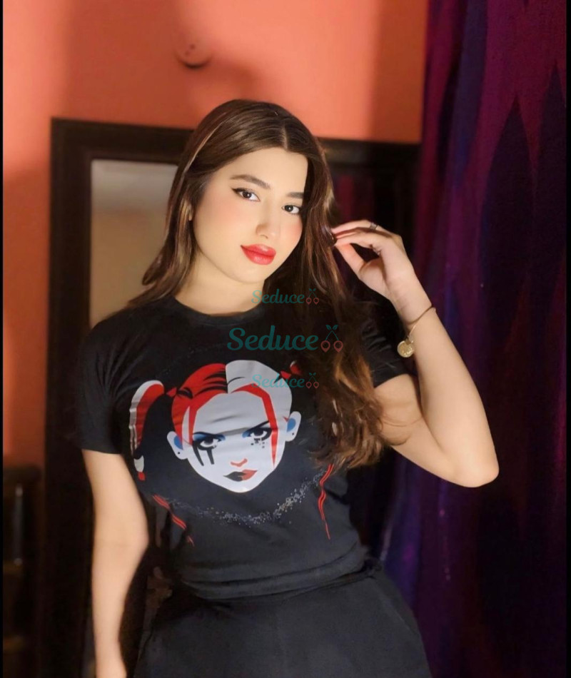 Photo escort girl Mahwish: the best escort service