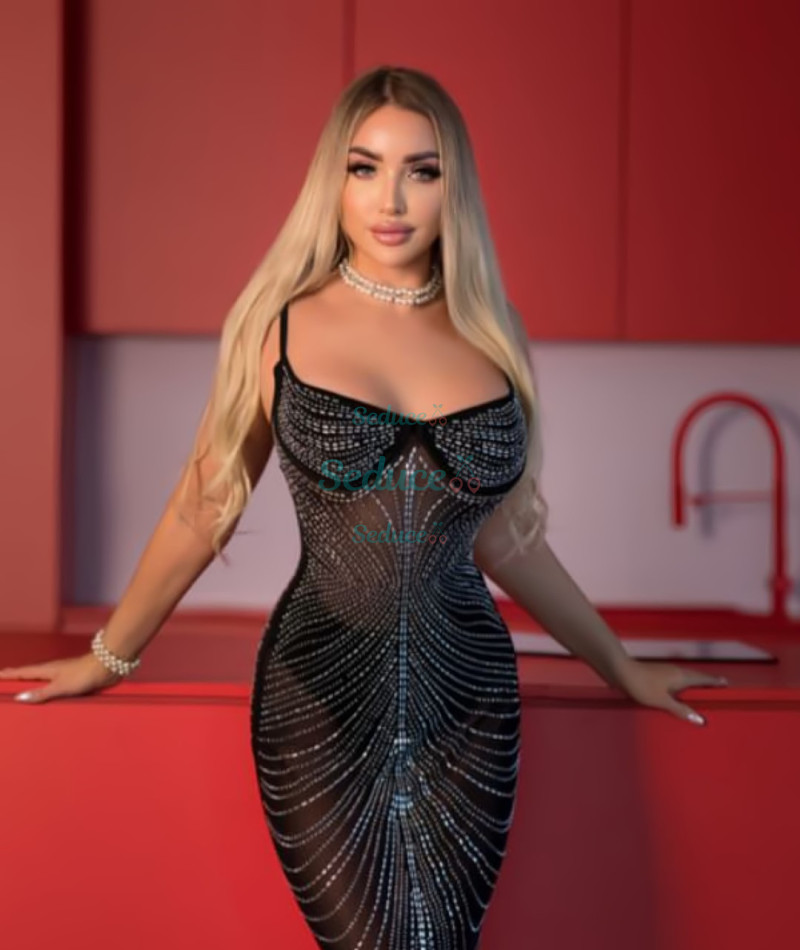 Photo escort girl Verona: the best escort service