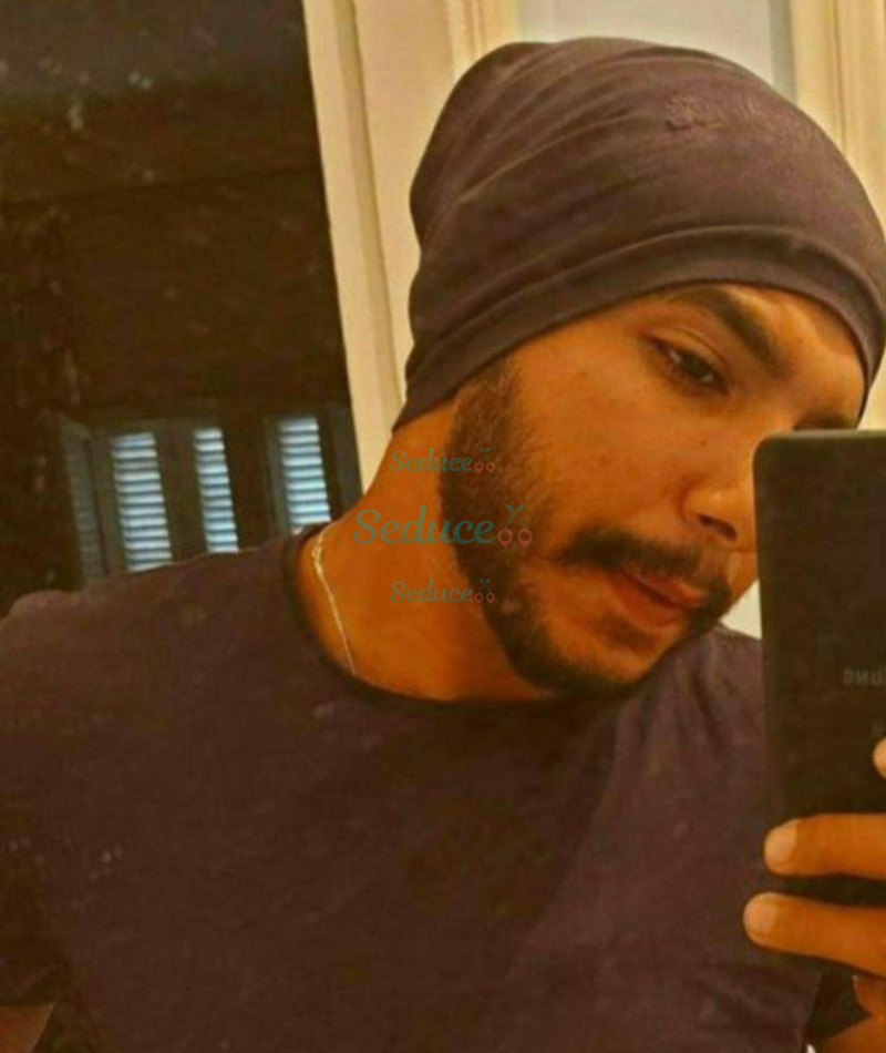 Photo escort girl Hossam : the best escort service