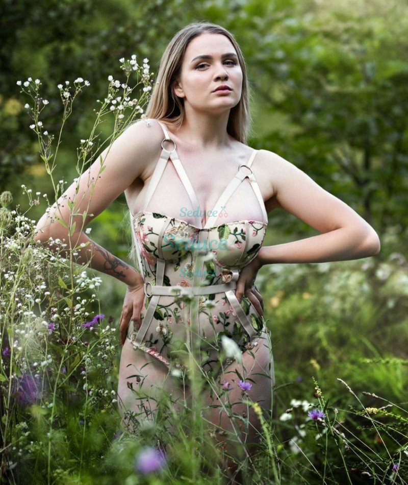 Photo escort girl LINA_LUX: the best escort service