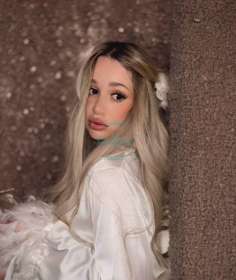Photo escort girl Margo: the best escort service