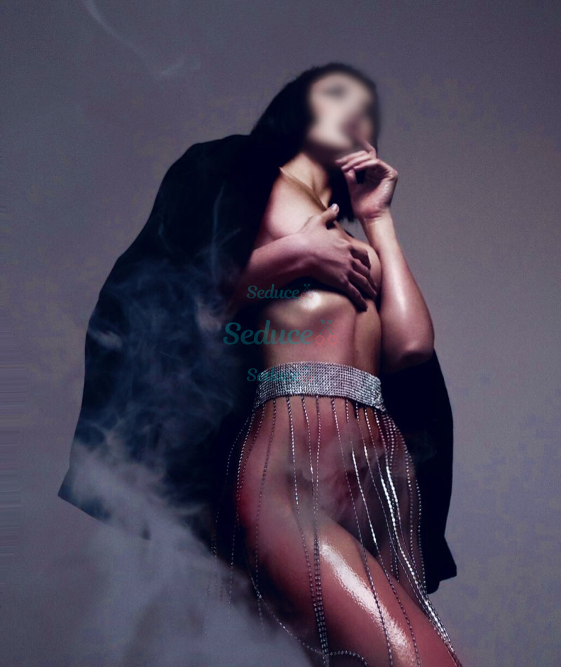 Photo escort girl Lucie: the best escort service