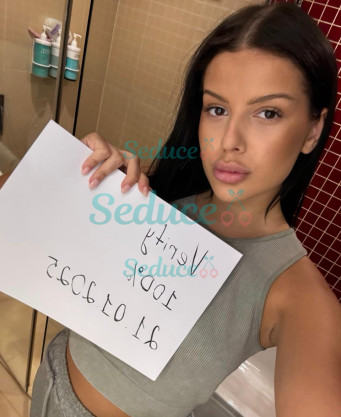 Photo escort girl Avrora: the best escort service