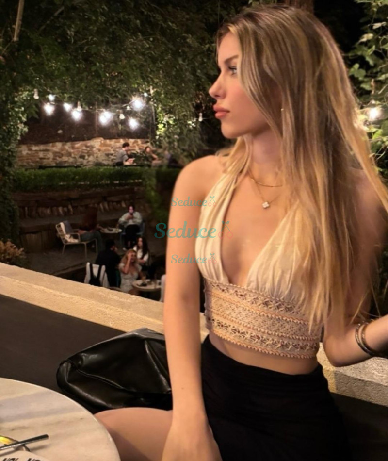 Photo escort girl Elina: the best escort service