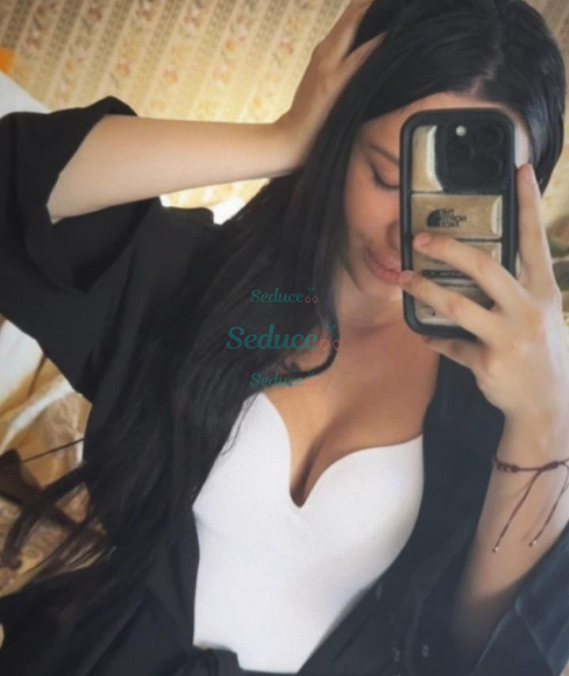 Photo escort girl Kamilla: the best escort service
