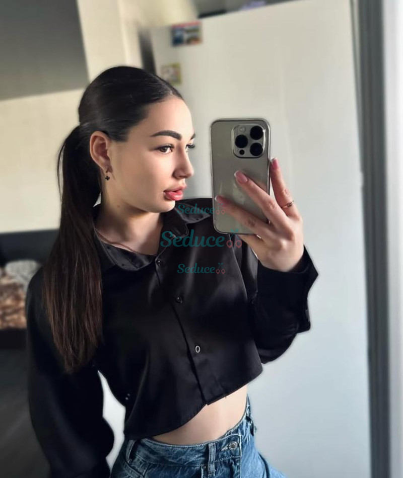 Photo escort girl DERIN VIP: the best escort service
