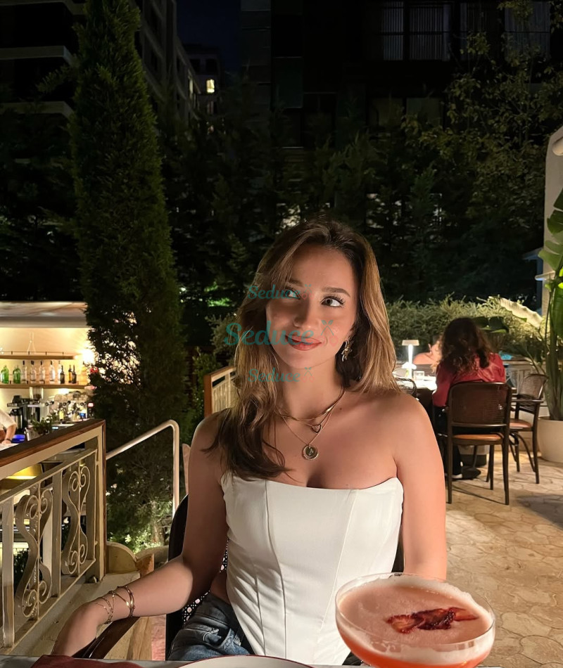 Photo escort girl seraphine: the best escort service
