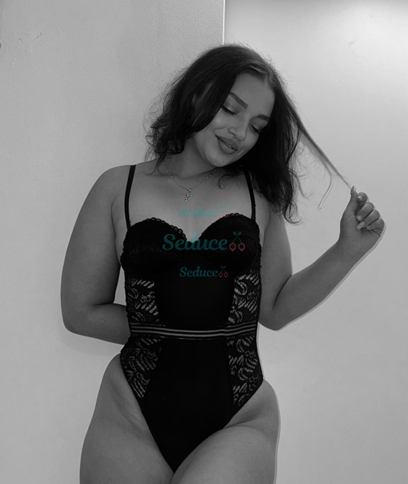 Photo escort girl Kristina: the best escort service