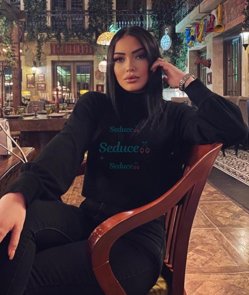 Photo escort girl Elyanor: the best escort service