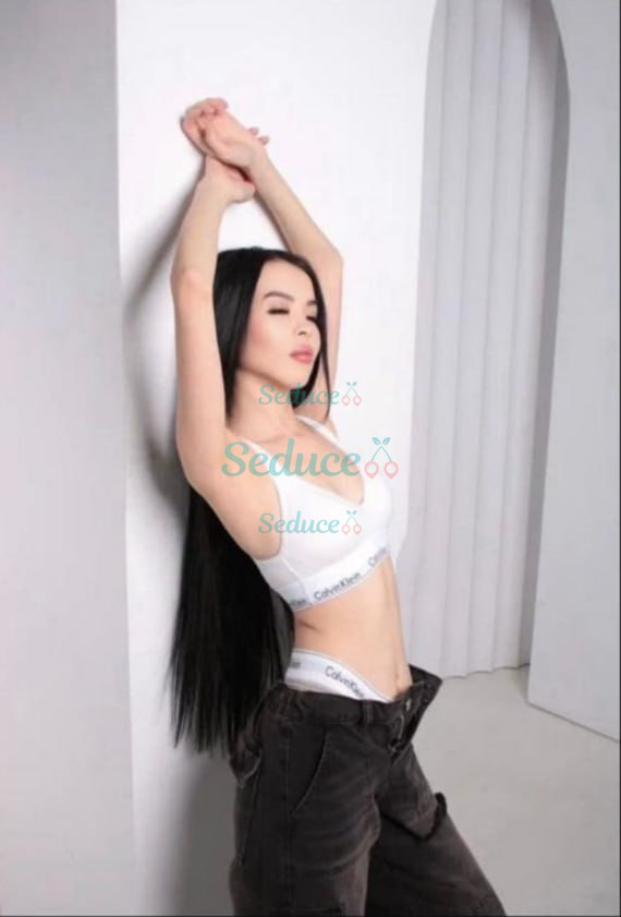 Photo escort girl Malika: the best escort service