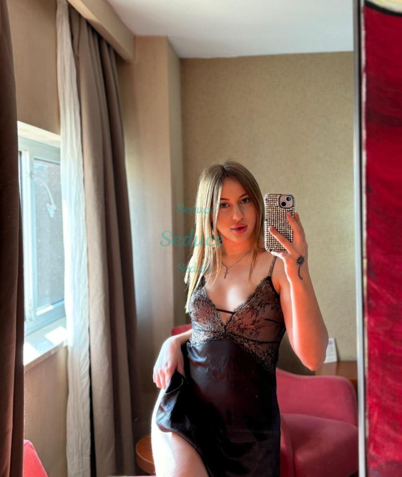 Photo escort girl Eva Az: the best escort service