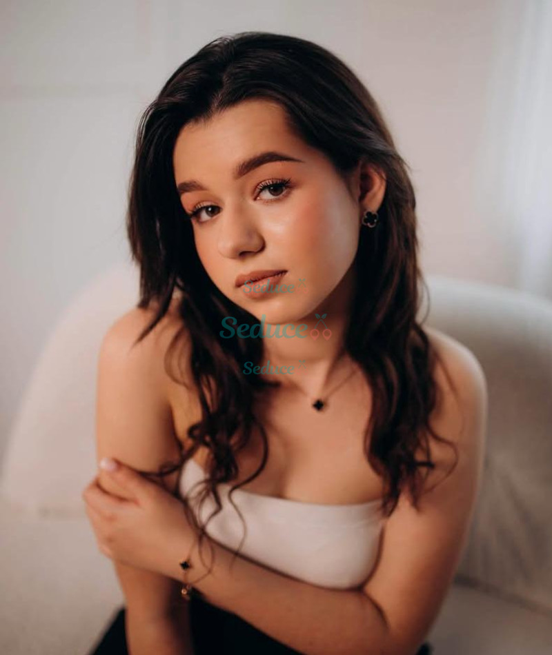 Photo escort girl selin: the best escort service