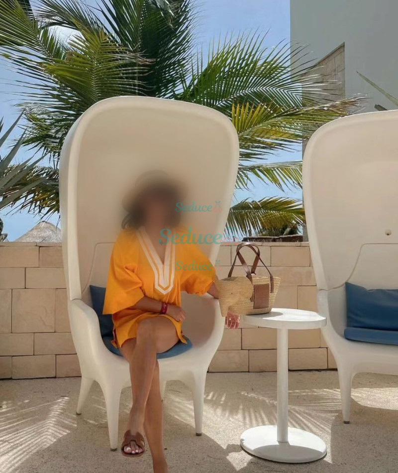 Photo escort girl Jun Geisha: the best escort service