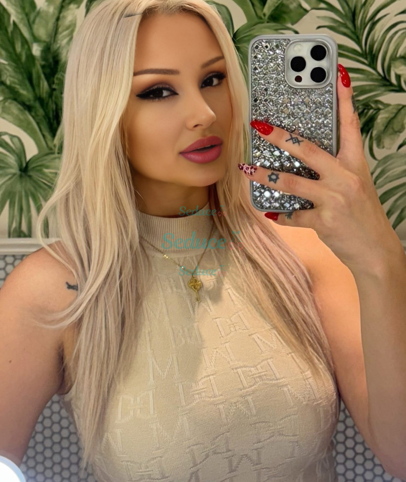 Photo escort girl Busse: the best escort service
