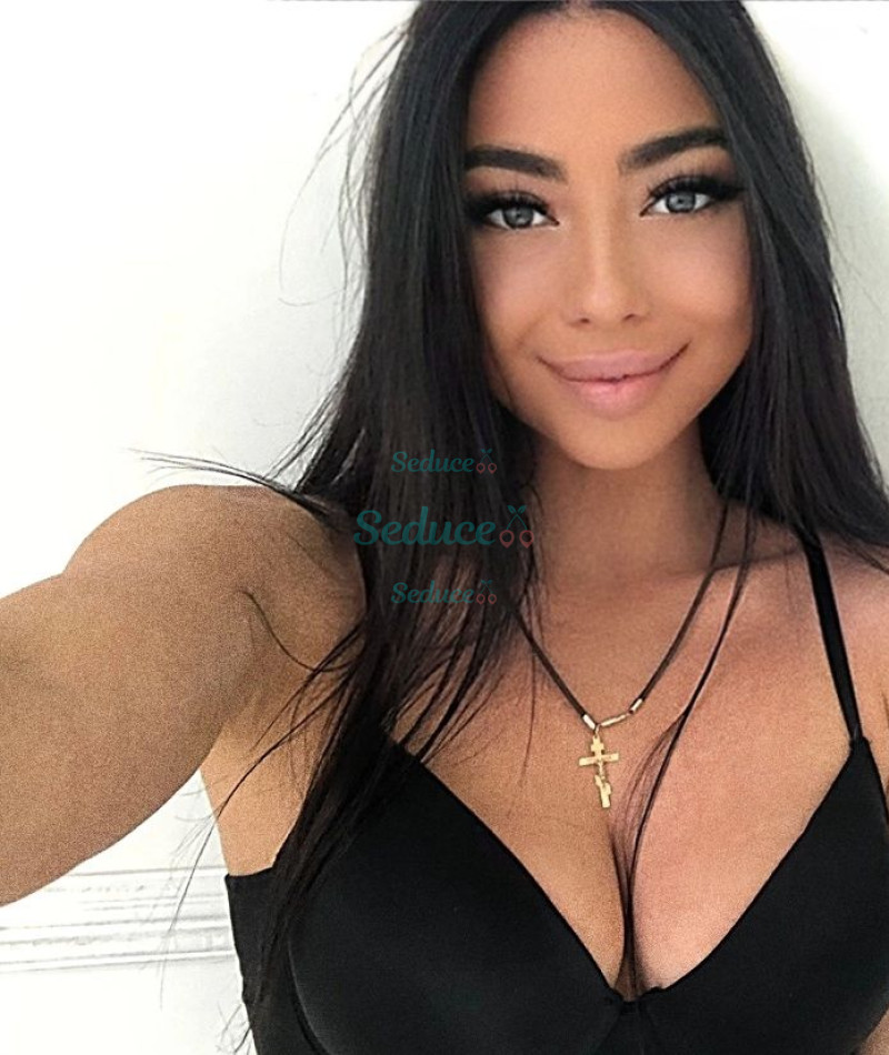 Photo escort girl Lesya: the best escort service