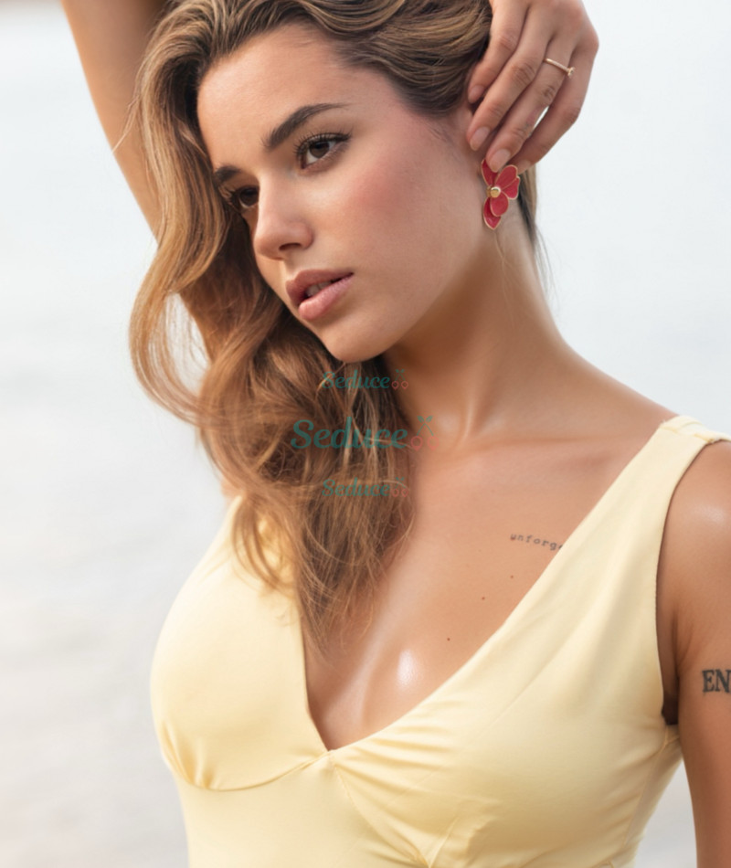 Photo escort girl Mia: the best escort service
