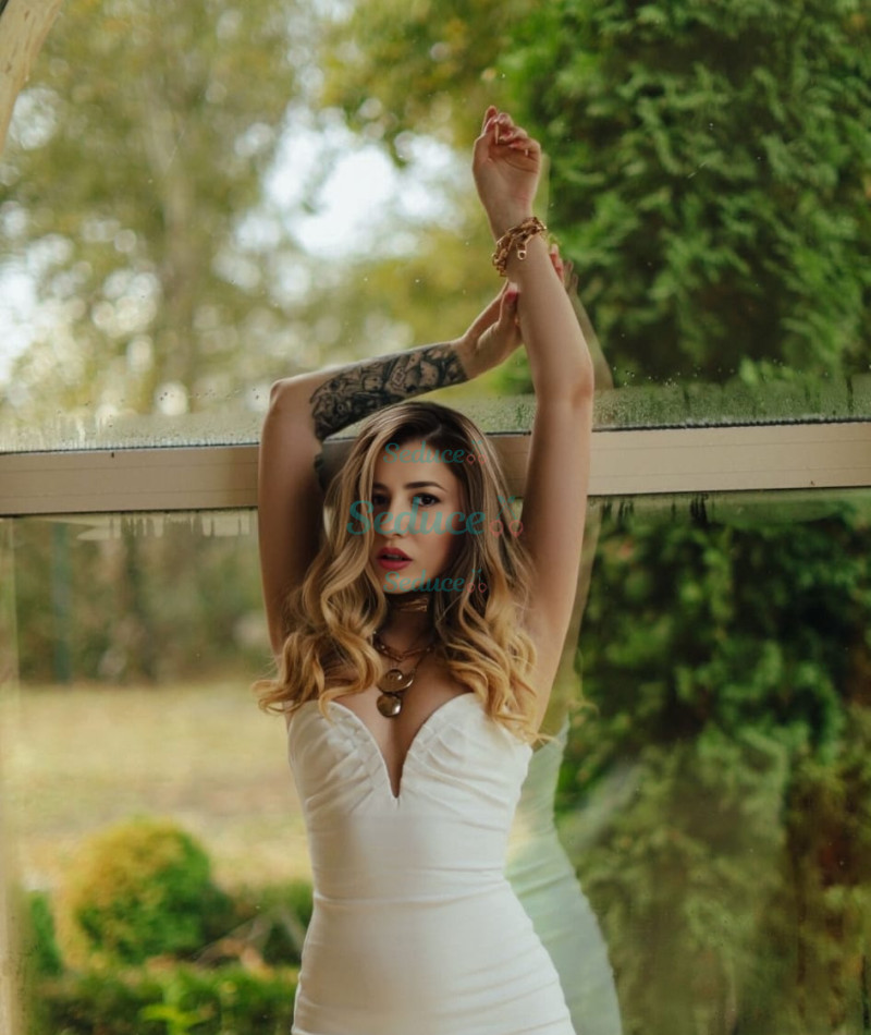 Photo escort girl Lolita: the best escort service