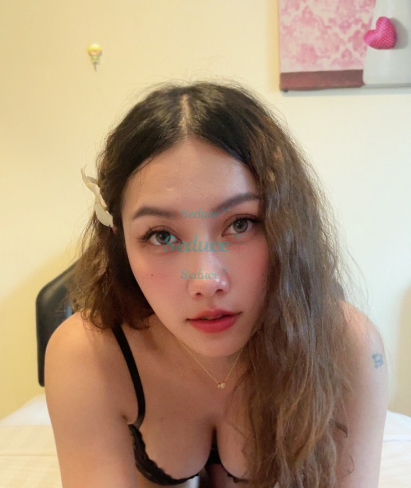 Photo escort girl Moddi: the best escort service