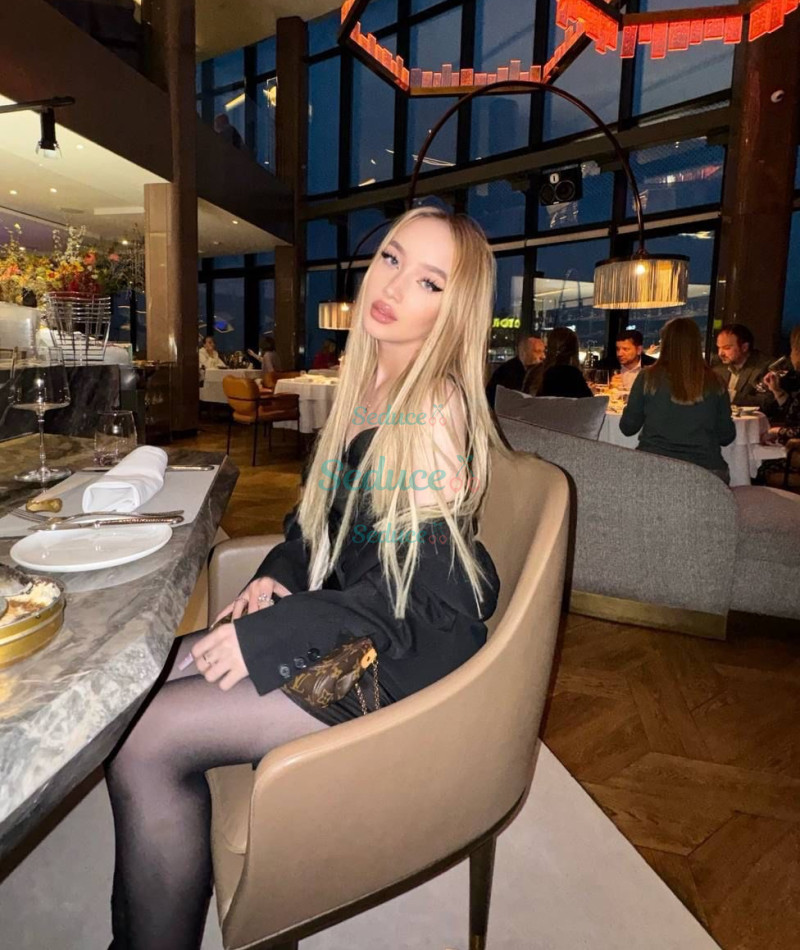Photo escort girl Polina: the best escort service
