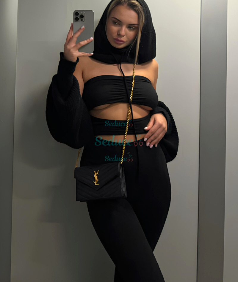 Photo escort girl Angela: the best escort service