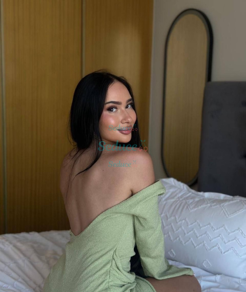 Photo escort girl Louise: the best escort service