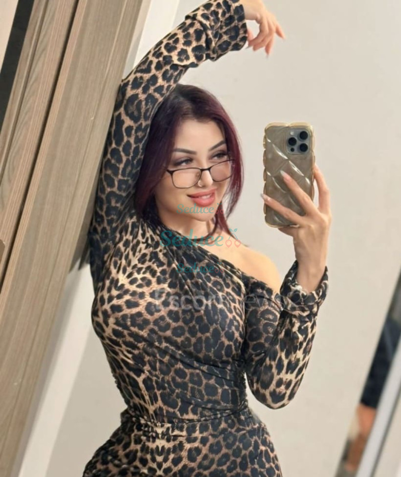 Photo escort girl Melisa: the best escort service
