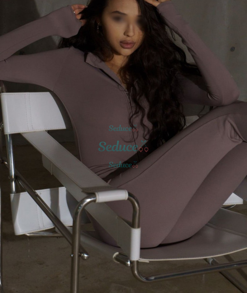 Photo escort girl Karina: the best escort service