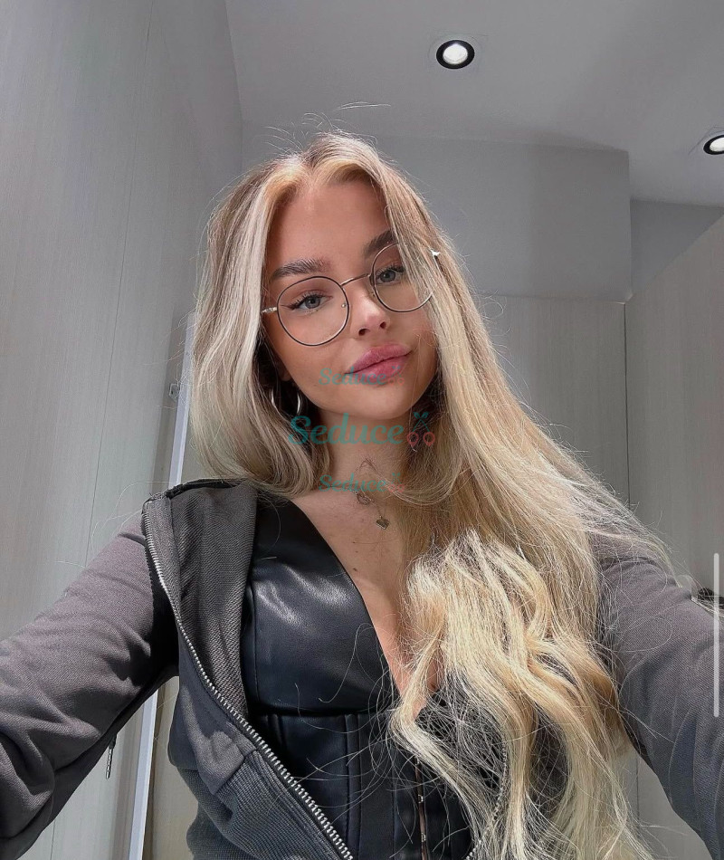 Photo escort girl Pelin: the best escort service