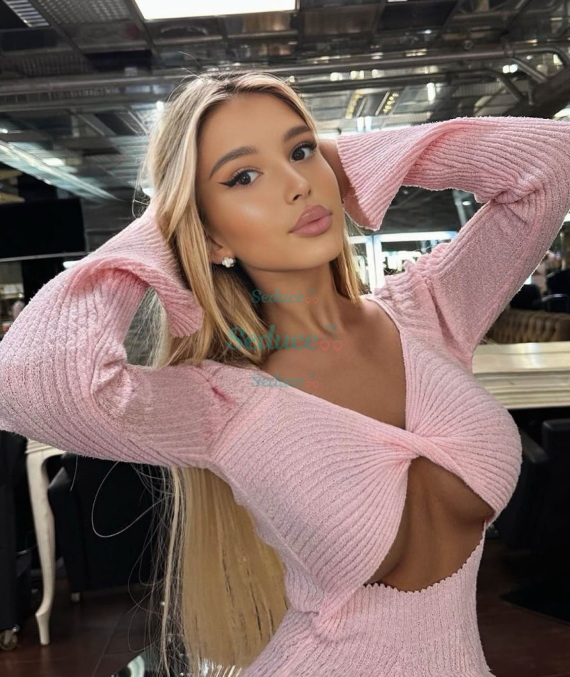 Photo escort girl Lera: the best escort service