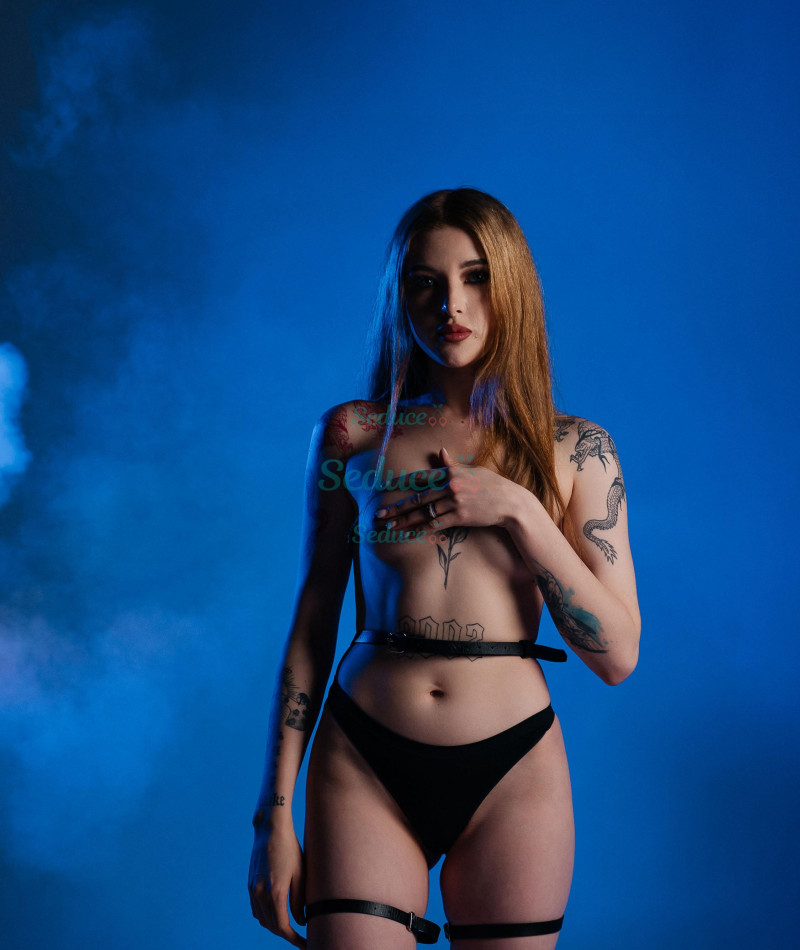Photo escort girl LENA : the best escort service