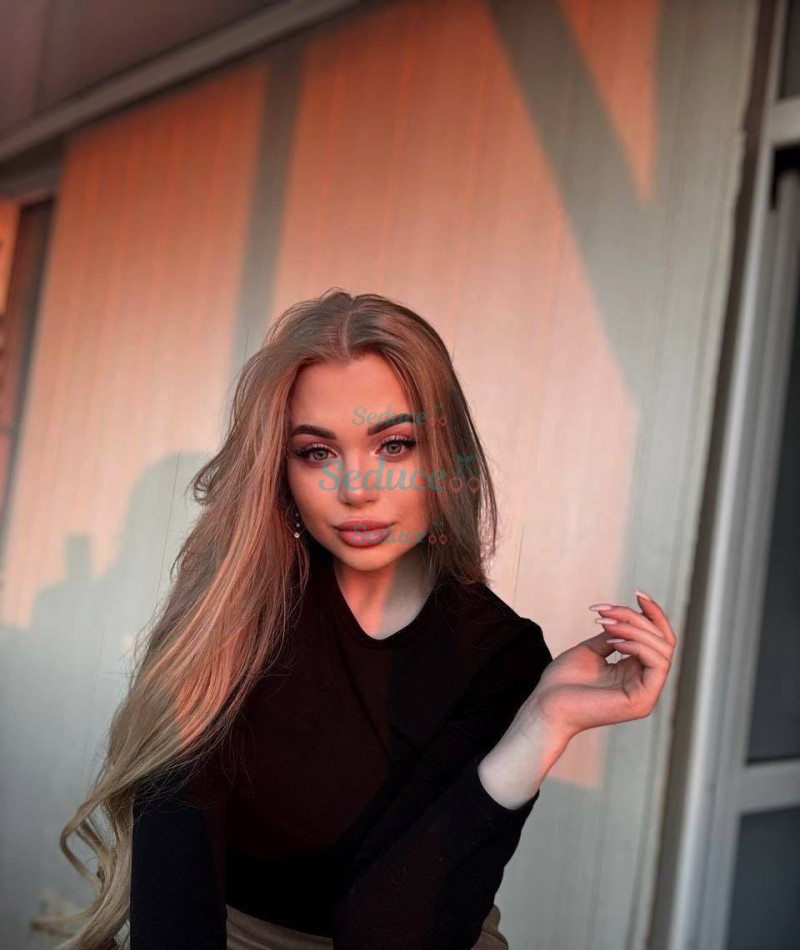 Photo escort girl Polina: the best escort service