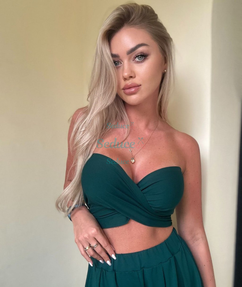 Photo escort girl Lida: the best escort service