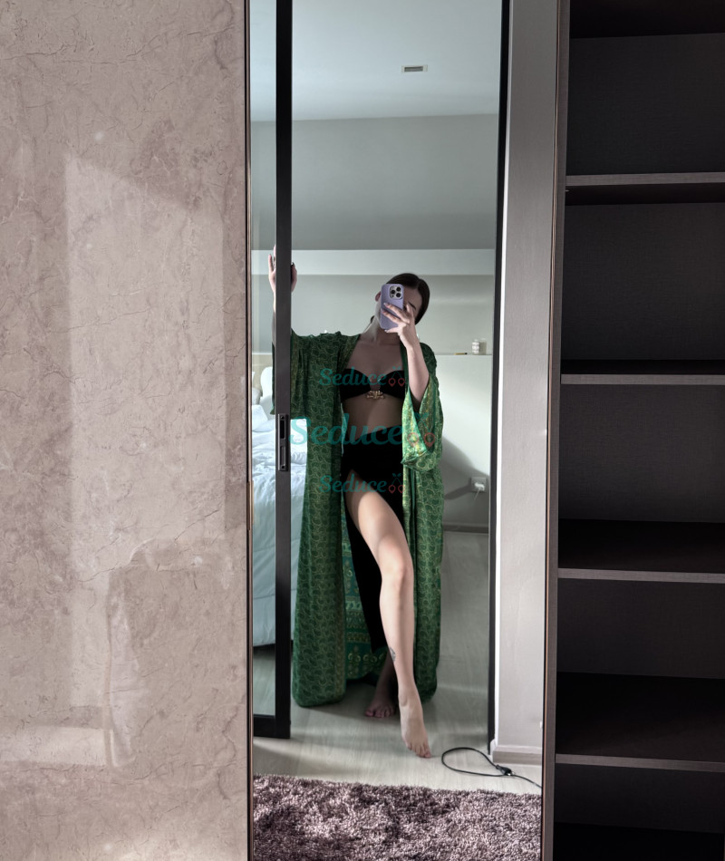 Photo escort girl Ari : the best escort service