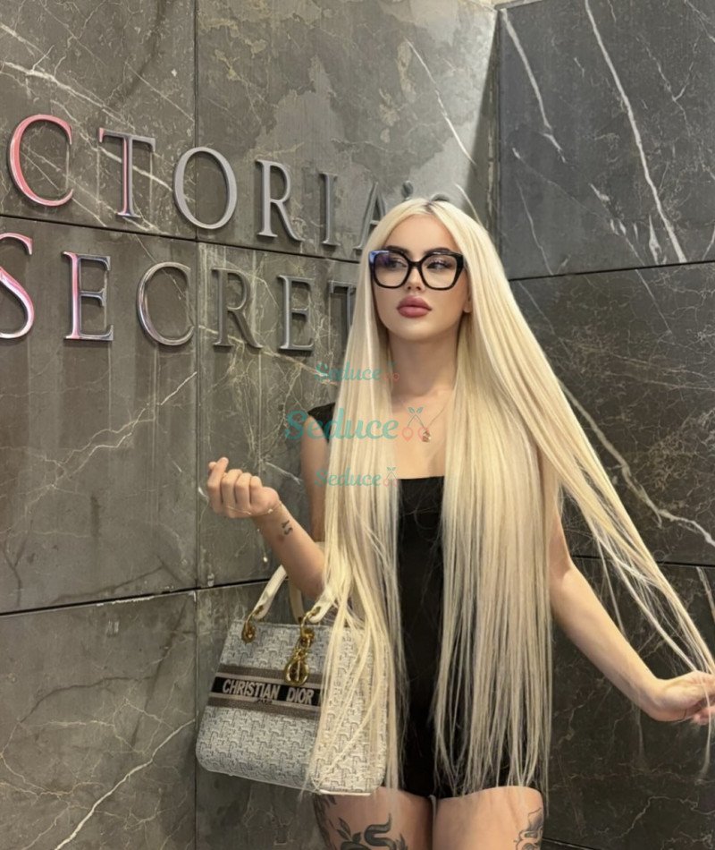 Photo escort girl Nareme: the best escort service