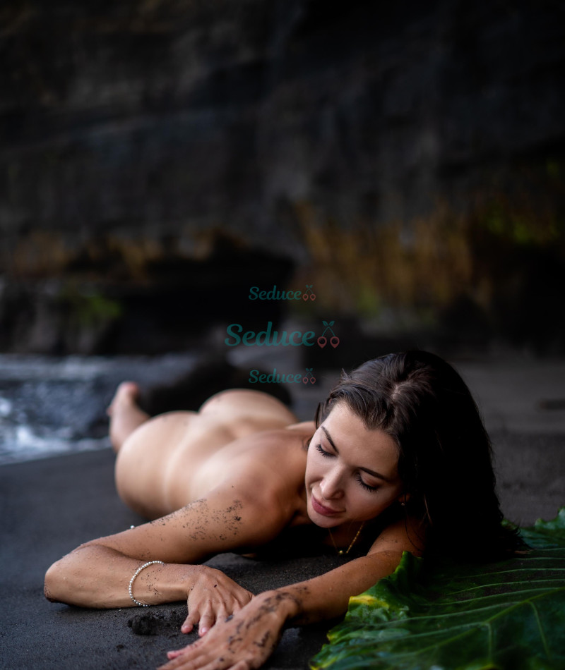 Photo escort girl LETICIA PRD : the best escort service