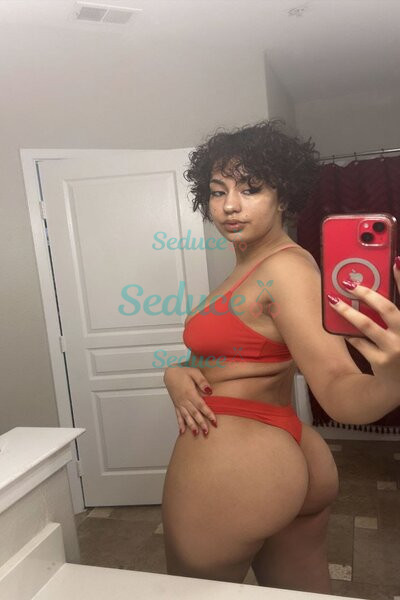 Photo escort girl Amara: the best escort service