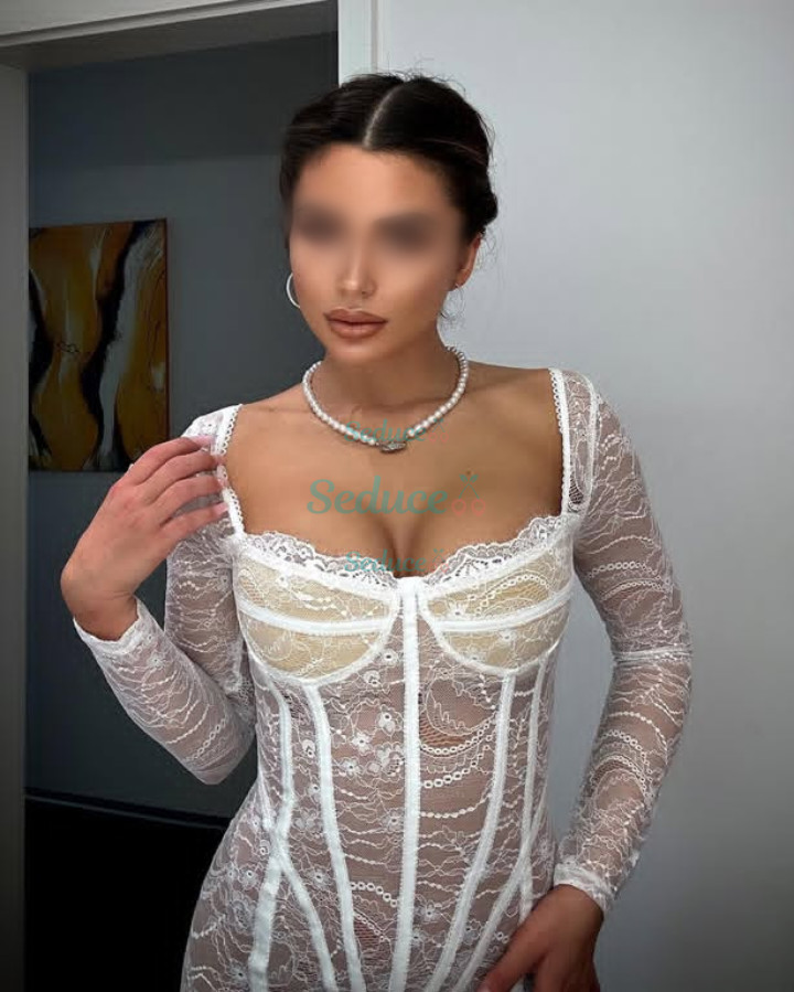 Photo escort girl Evva: the best escort service