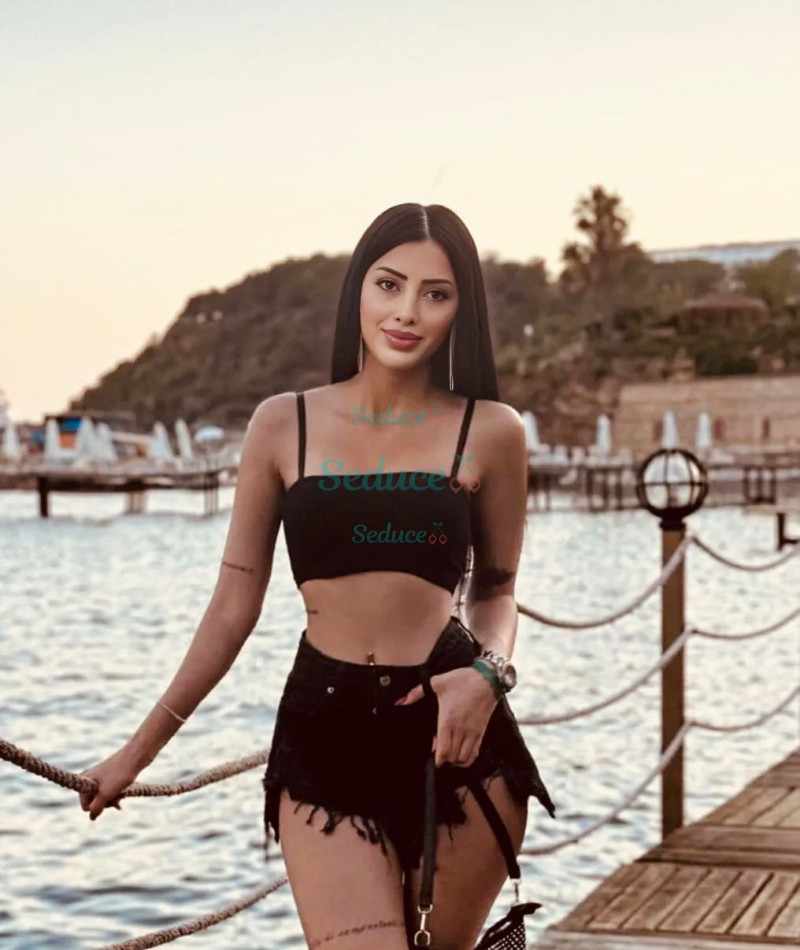 Photo escort girl ayla: the best escort service