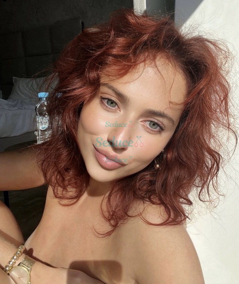 Photo escort girl Roksi : the best escort service