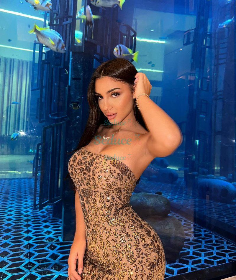 Photo escort girl Klara: the best escort service